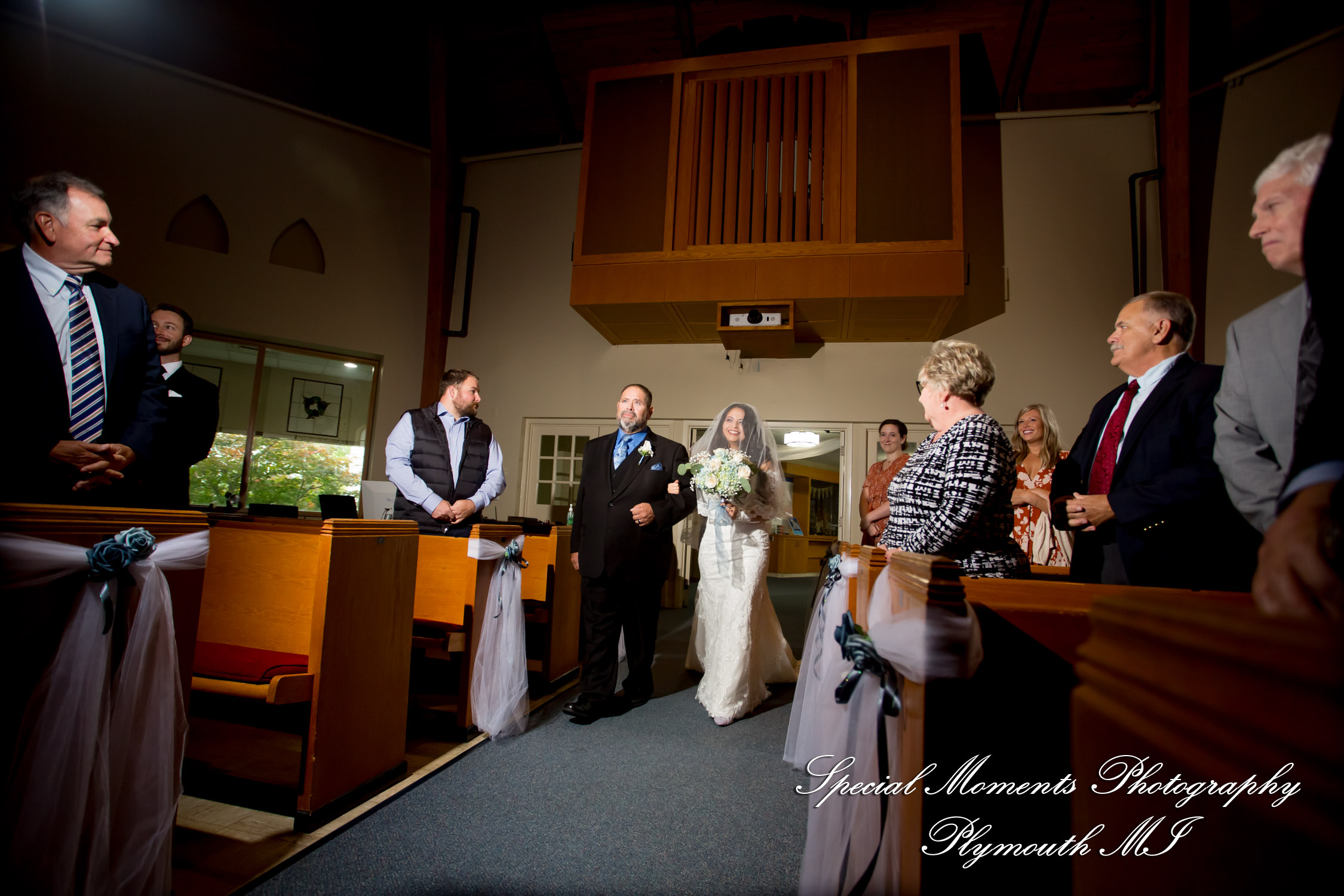Natasha & Daniel at Orchard Lake Community Church West Bloomfield MI wedding photograph