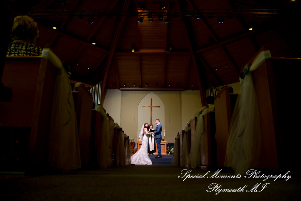 Natasha & Daniel at Orchard Lake Community Church West Bloomfield MI wedding photograph