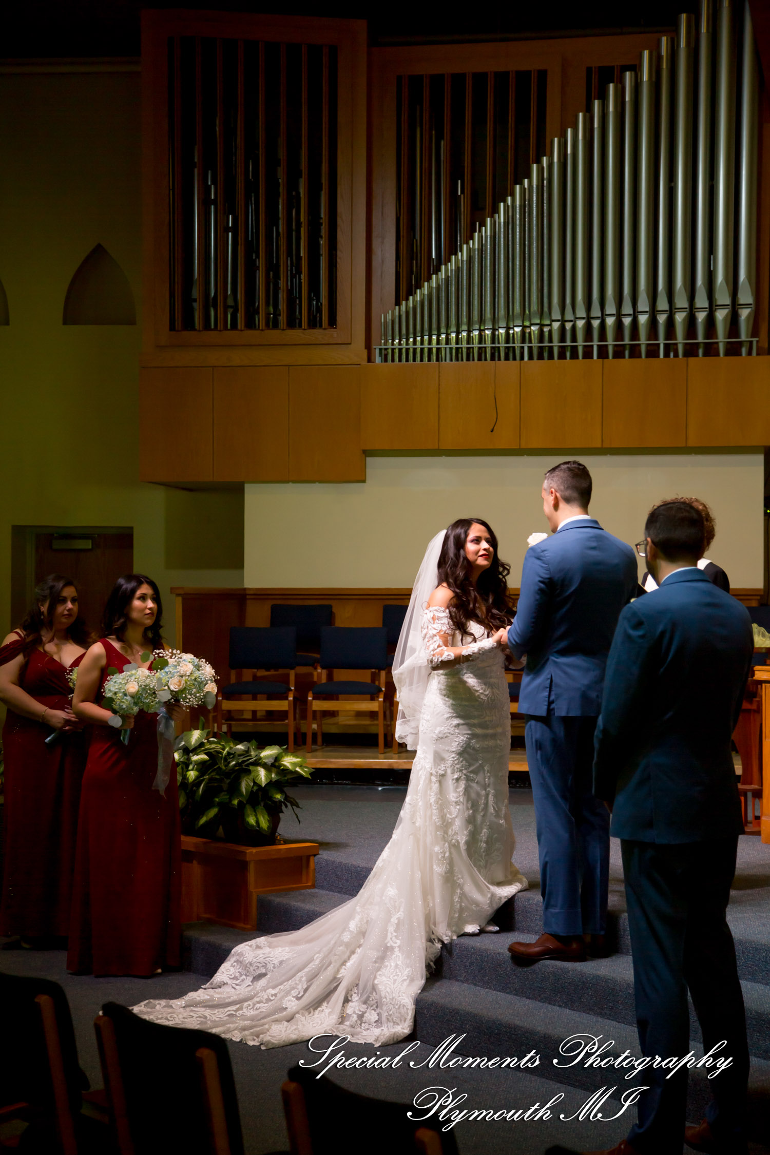 Natasha & Daniel at Orchard Lake Community Church West Bloomfield MI wedding photograph