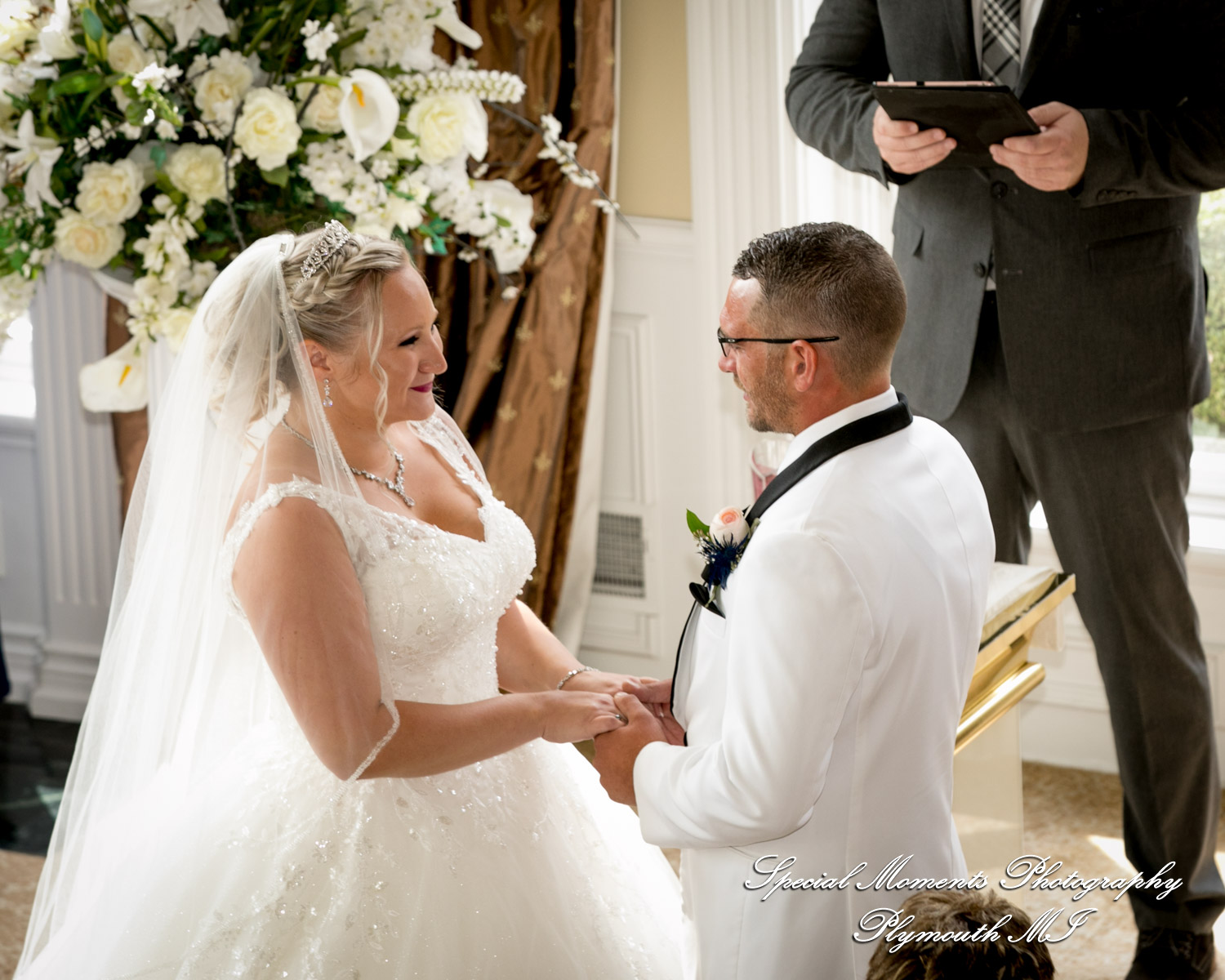 Heather & Cody at White House Wedding Chapel Warren MI wedding photograph