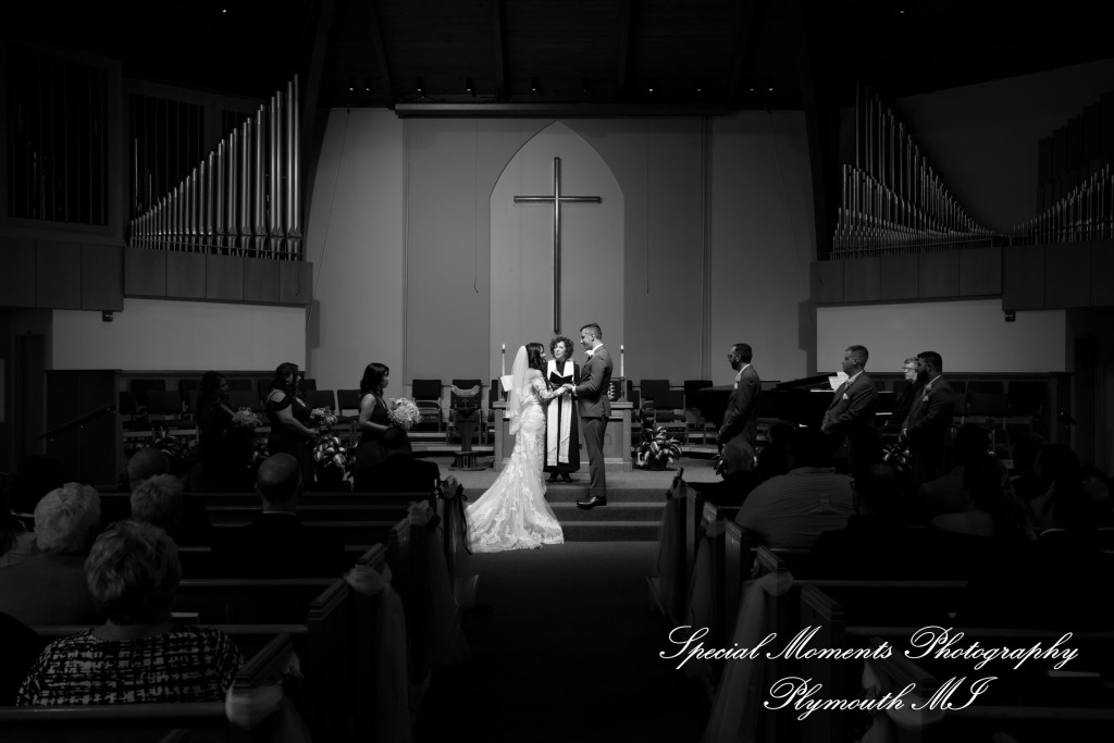 Natasha & Daniel at Orchard Lake Community Church West Bloomfield MI wedding photograph
