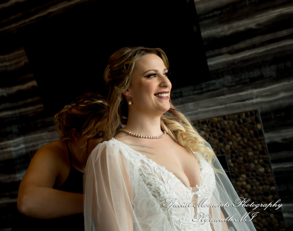 Ashley & Charles at Castle Farms Charlevoix MI wedding photograph