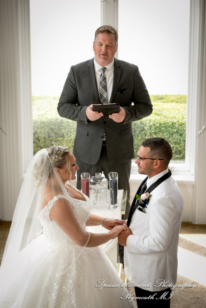 Heather & Cody at White House Wedding Chapel Warren MI wedding photograph