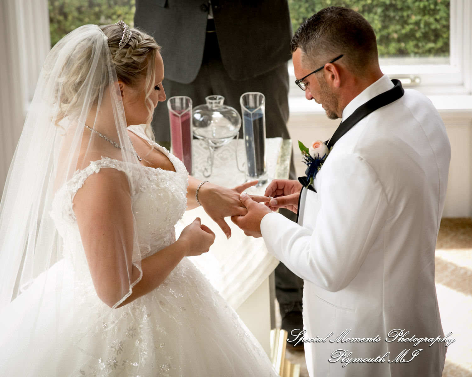 Heather & Cody at White House Wedding Chapel Warren MI wedding photograph