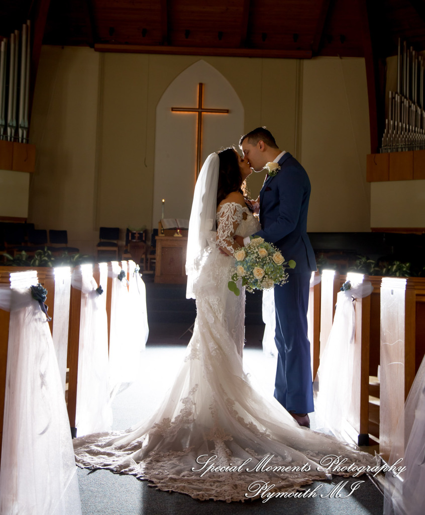 Natasha & Daniel at Orchard Lake Community Church West Bloomfield MI wedding photograph