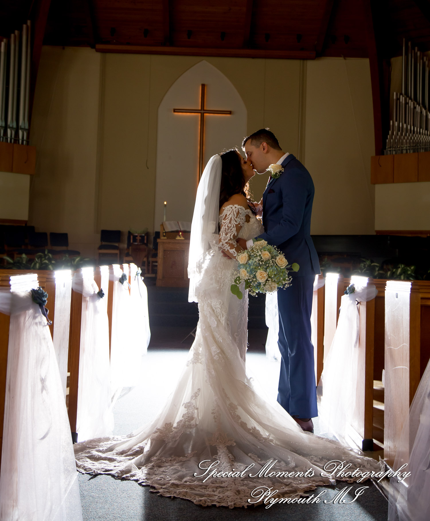 Natasha & Daniel at Orchard Lake Community Church West Bloomfield MI wedding photograph