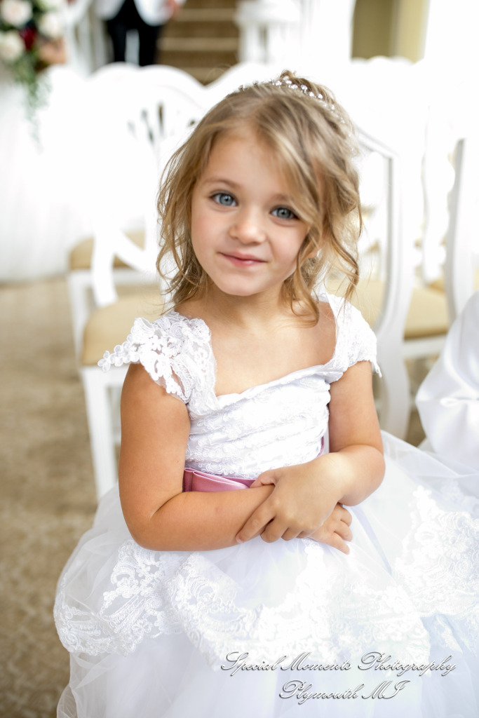 Heather & Cody at White House Wedding Chapel Warren MI wedding photograph