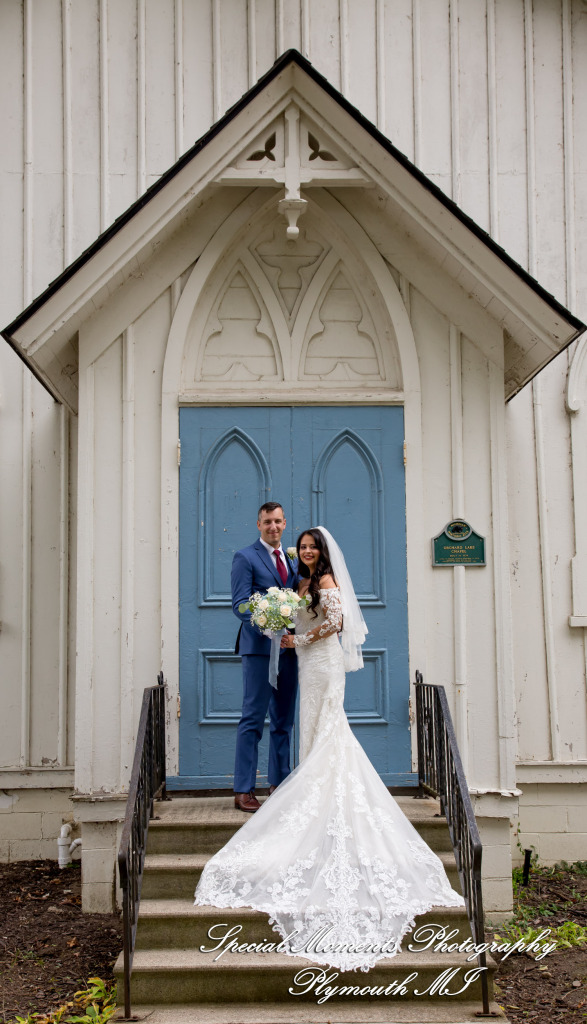 Natasha & Daniel at Orchard Lake Community Church West Bloomfield MI wedding photograph