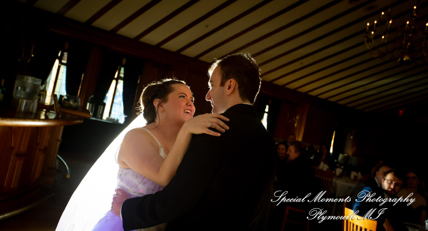 Patricia & Kyle Canterbury Castle Lake Orion MI wedding photograph