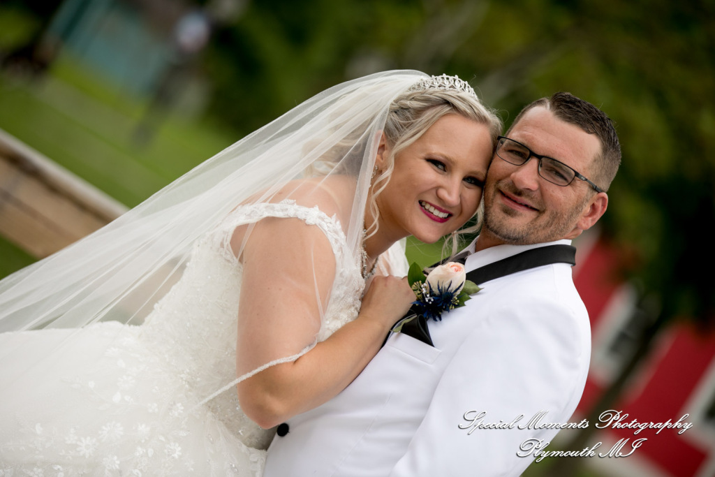 Heather & Cody at Arnaldo's Banquet Center Riverview MI wedding photograph