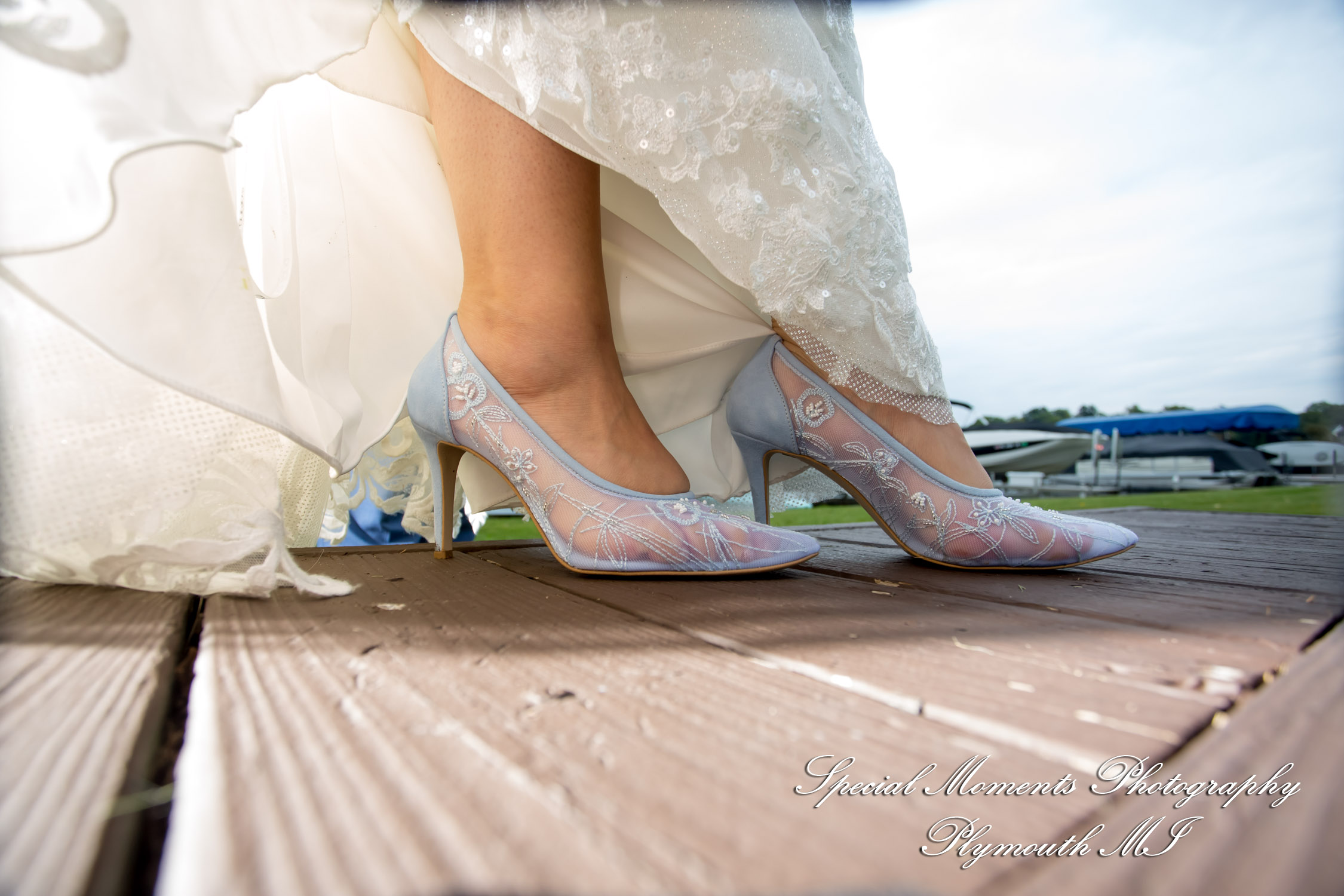 Natasha & Daniel at Sylvan Lake Community Center Sylvan Lake MI wedding photograph