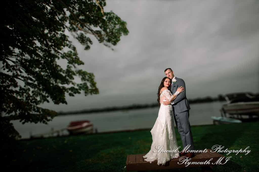 Natasha & Daniel at Sylvan Lake Community Center Sylvan Lake MI wedding photograph