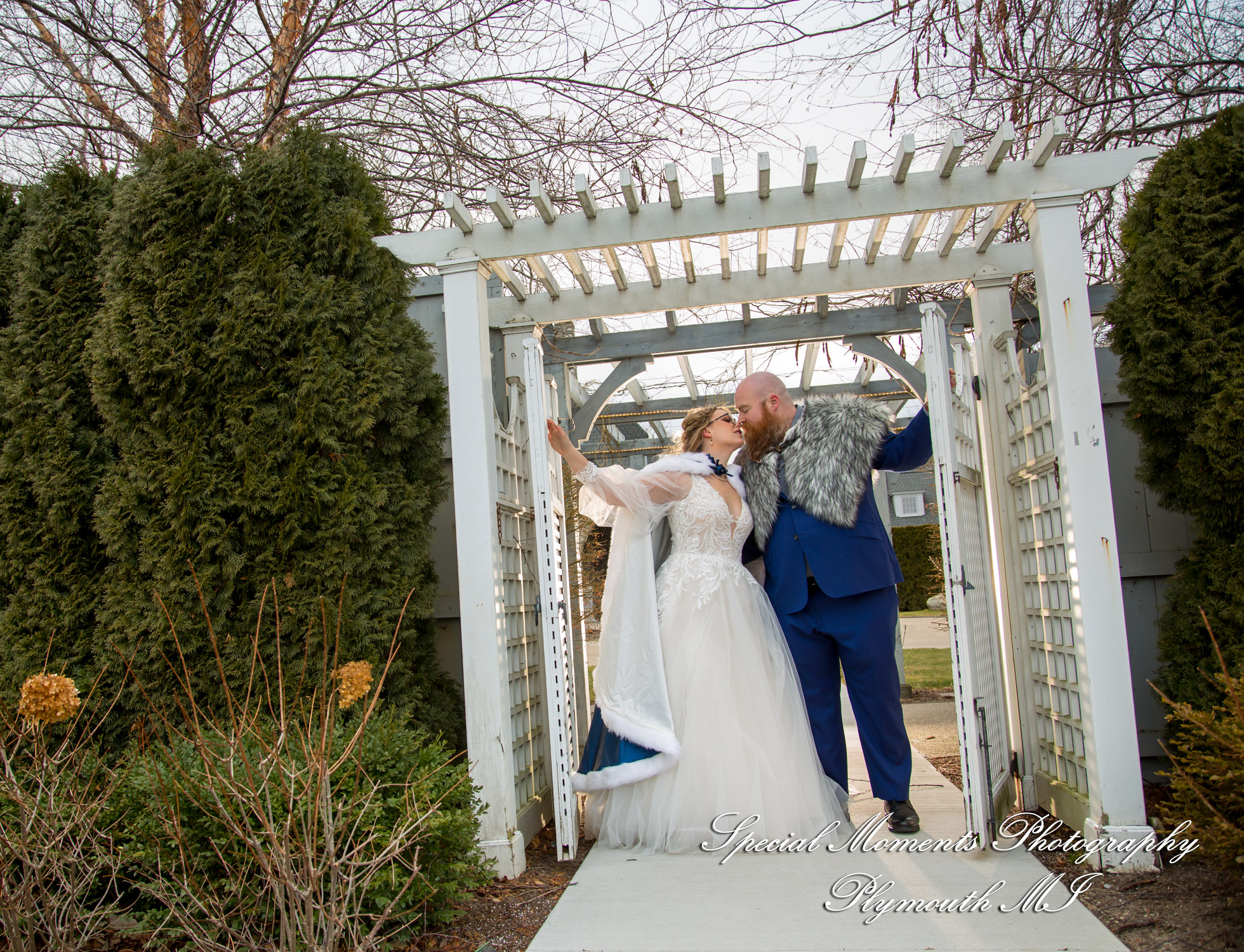 Ashley & Charles at Castle Farms Charlevoix MI wedding photograph