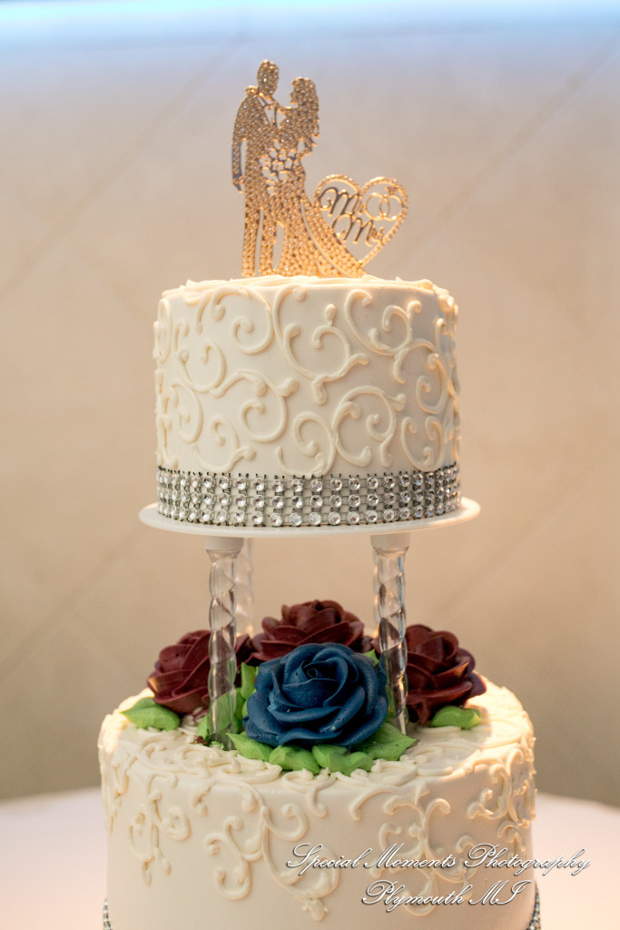 Heather & Cody at Arnaldo's Banquet Center Riverview MI wedding photograph