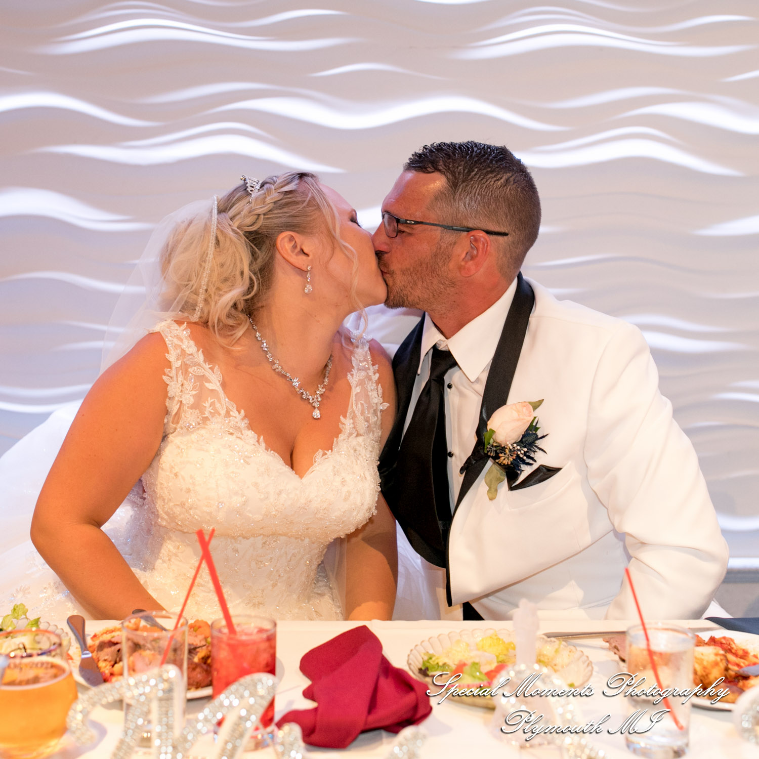 Heather & Cody at Arnaldo's Banquet Center Riverview MI wedding photograph