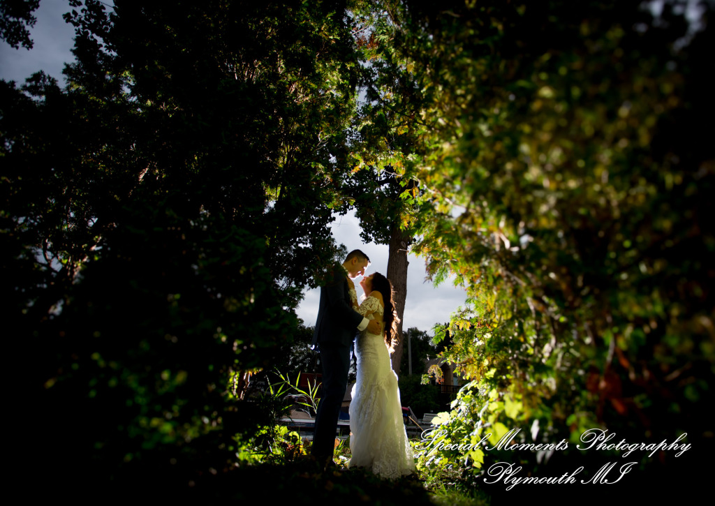 Natasha & Daniel at Sylvan Lake Community Center Sylvan Lake MI wedding photograph