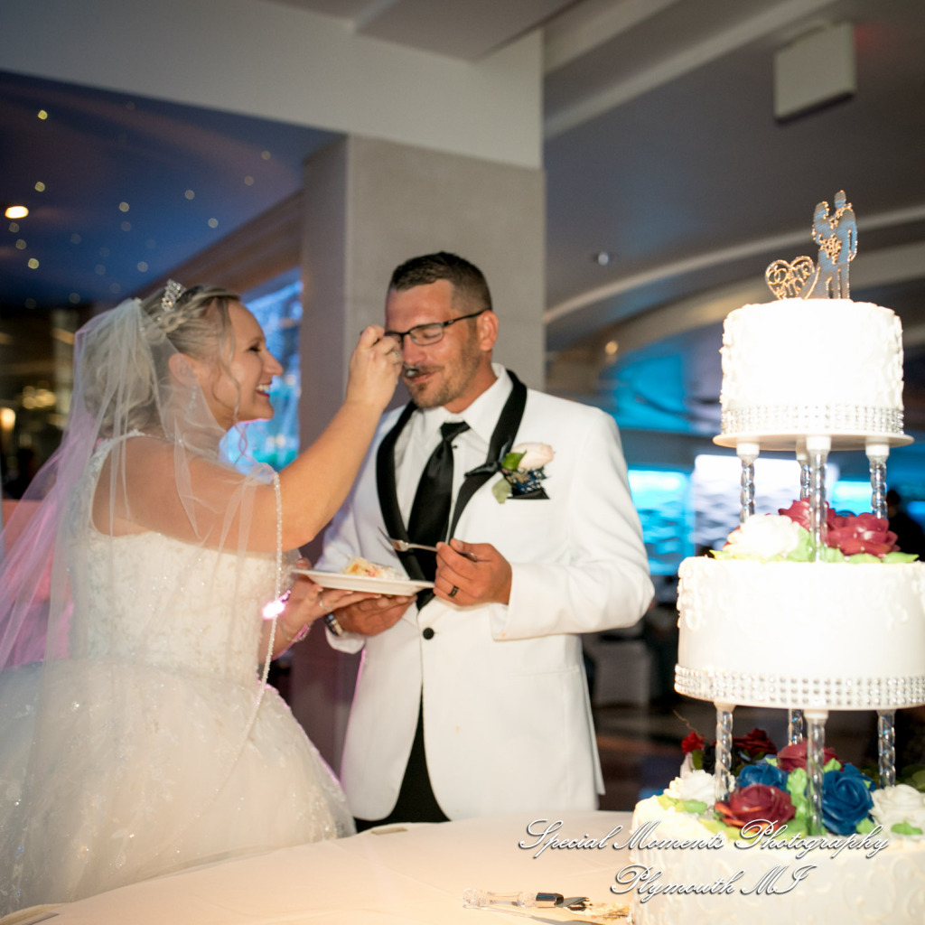 Heather & Cody at Arnaldo's Banquet Center Riverview MI wedding photograph