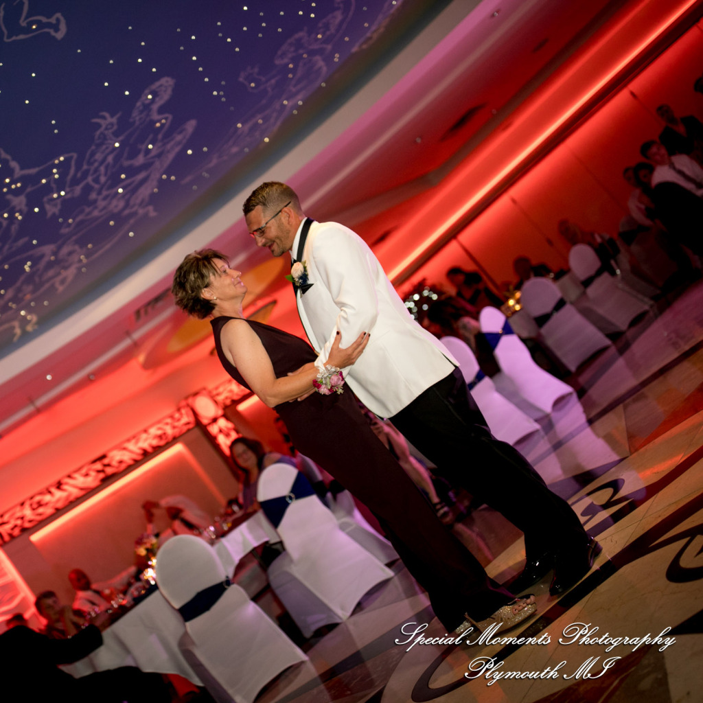 Heather & Cody at Arnaldo's Banquet Center Riverview MI wedding photograph