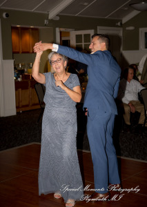 Natasha & Daniel at Sylvan Lake Community Center Sylvan Lake MI wedding photograph