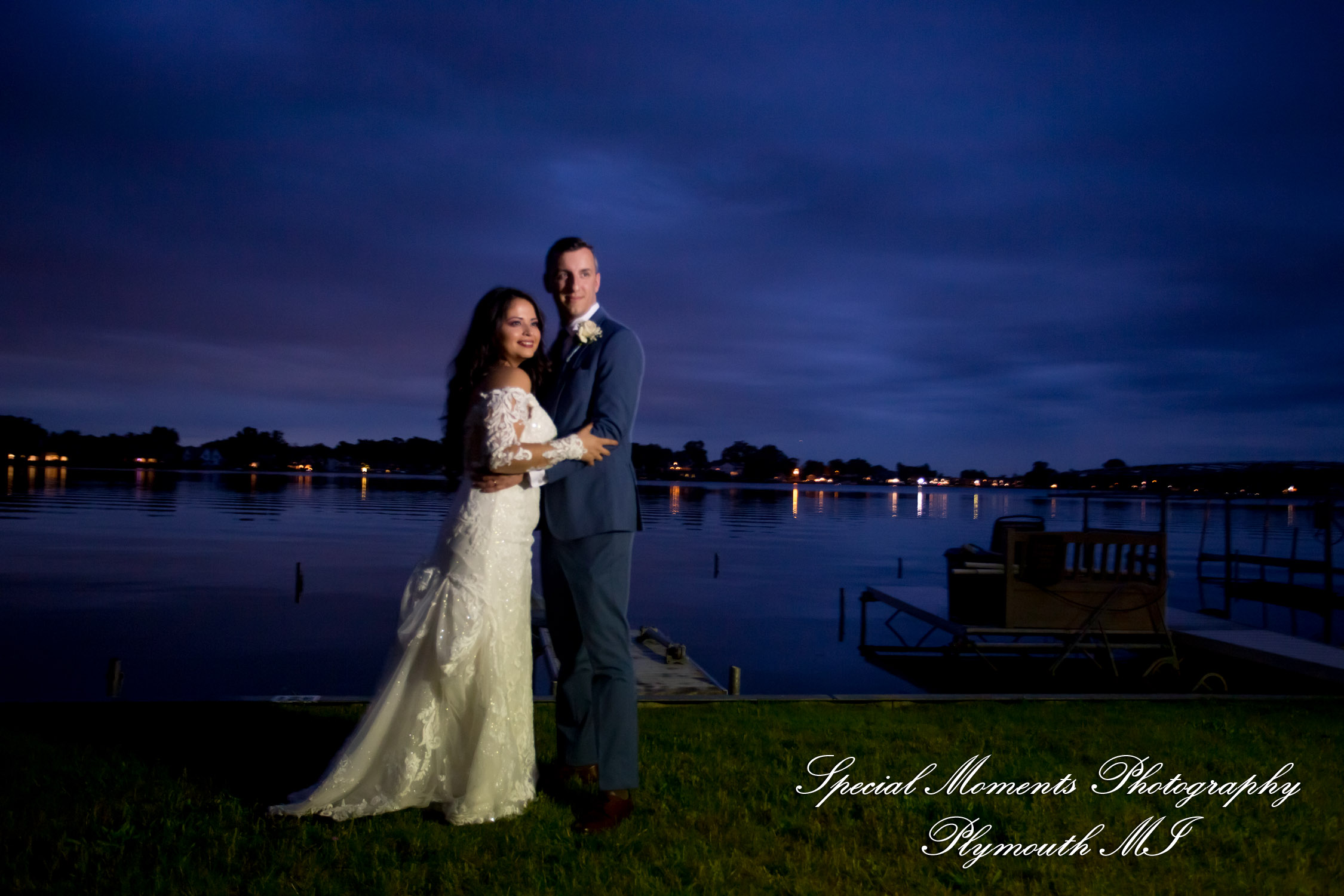 Natasha & Daniel at Sylvan Lake Community Center Sylvan Lake MI wedding photograph