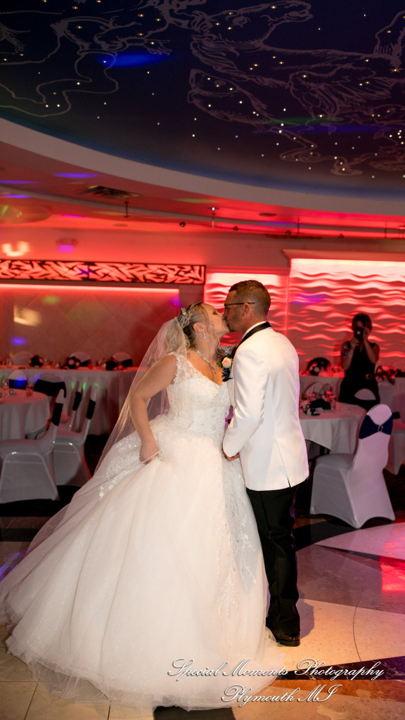 Heather & Cody at Arnaldo's Banquet Center Riverview MI wedding photograph