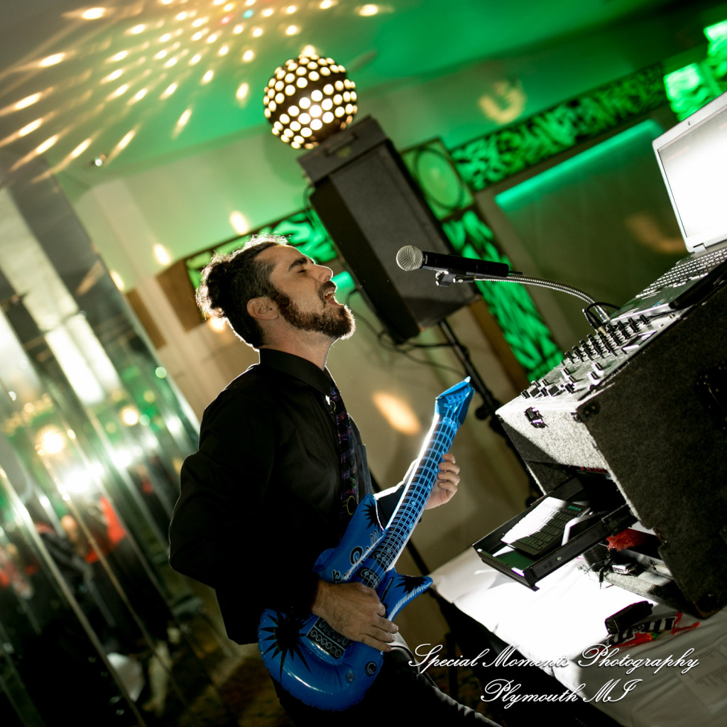 Heather & Cody at Arnaldo's Banquet Center Riverview MI wedding photograph