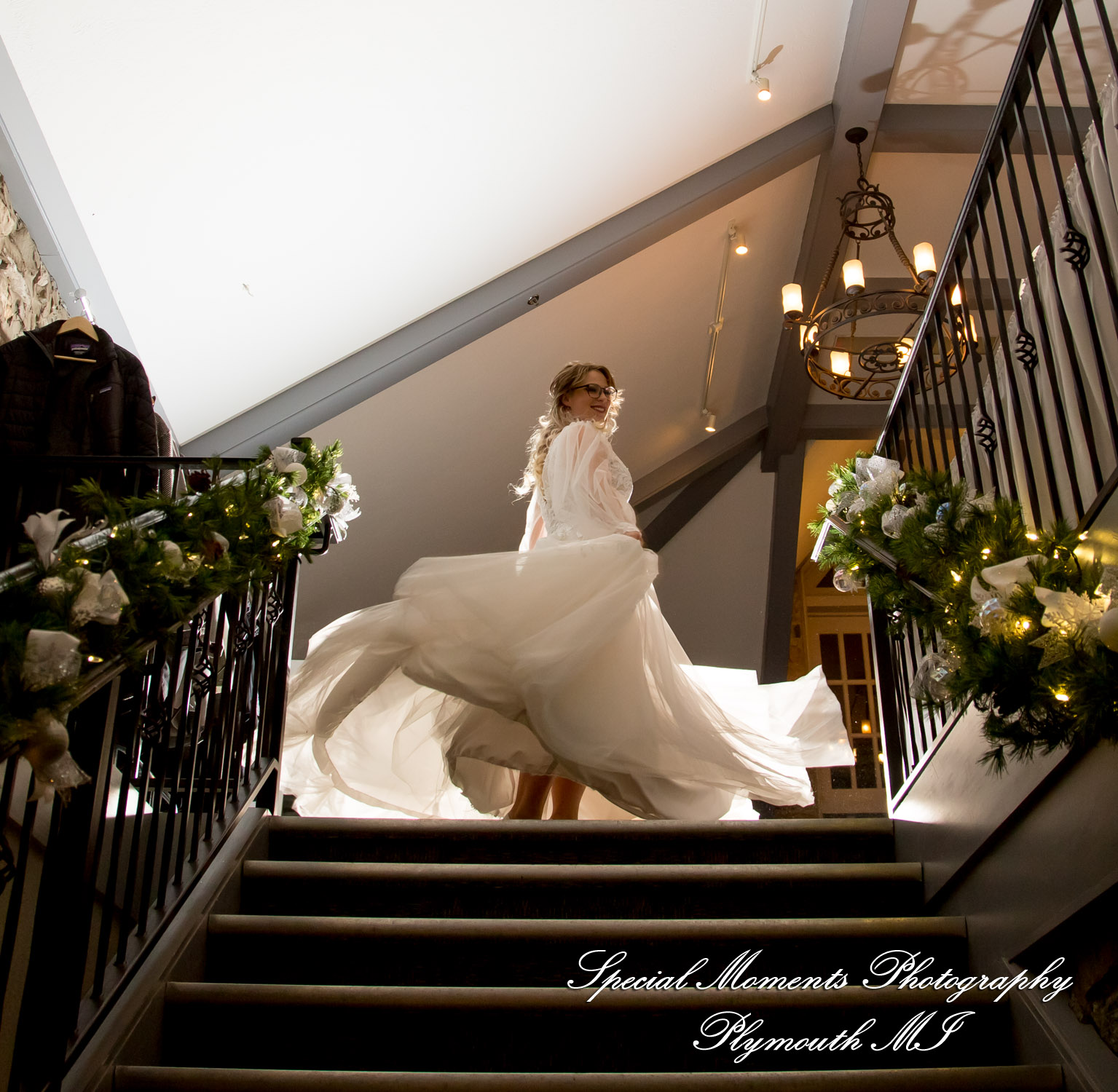 Ashley & Charles at Castle Farms Charlevoix MI wedding photograph