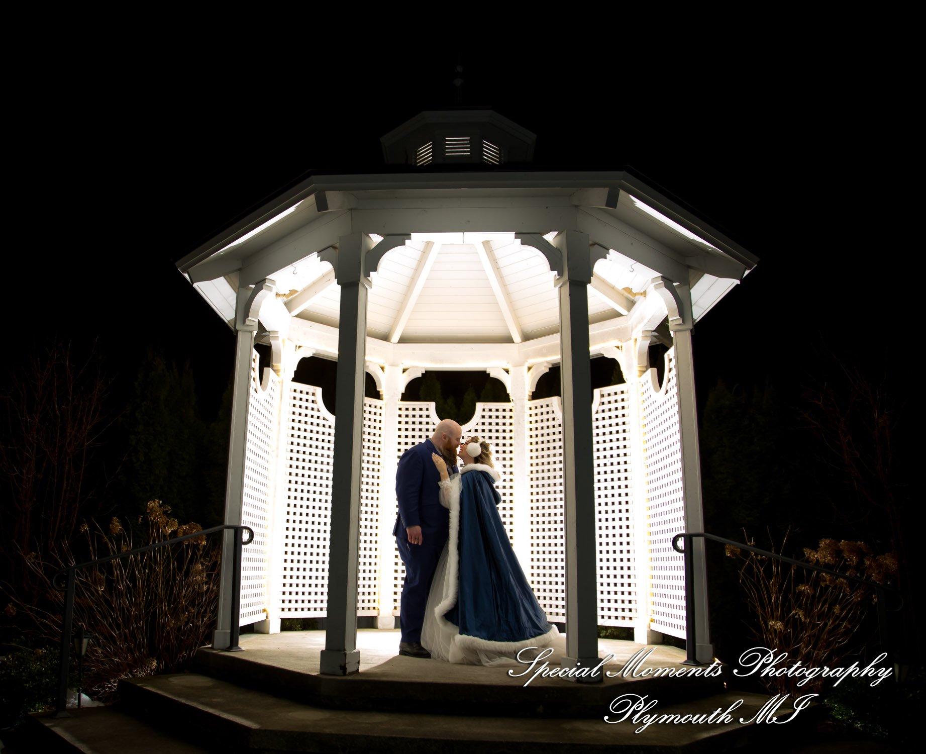 Ashley & Charles at Castle Farms Charlevoix MI wedding photograph