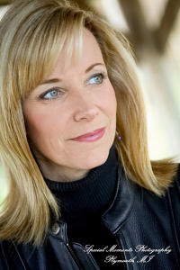 Kam & Jim at Robert H Long Park Commerce Twp MI engagement photograph