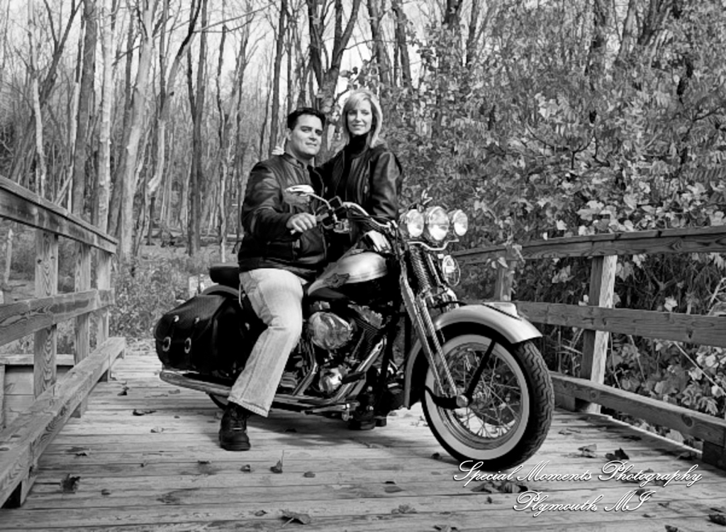 Kam & Jim at Robert H Long Park Commerce Twp MI engagement photograph