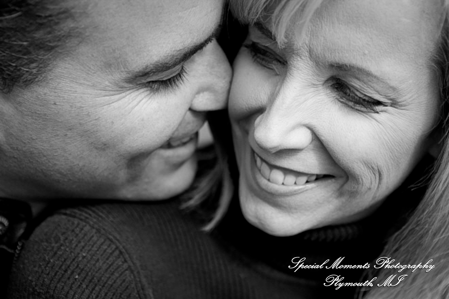 Kam & Jim at Robert H Long Park Commerce Twp MI engagement photograph