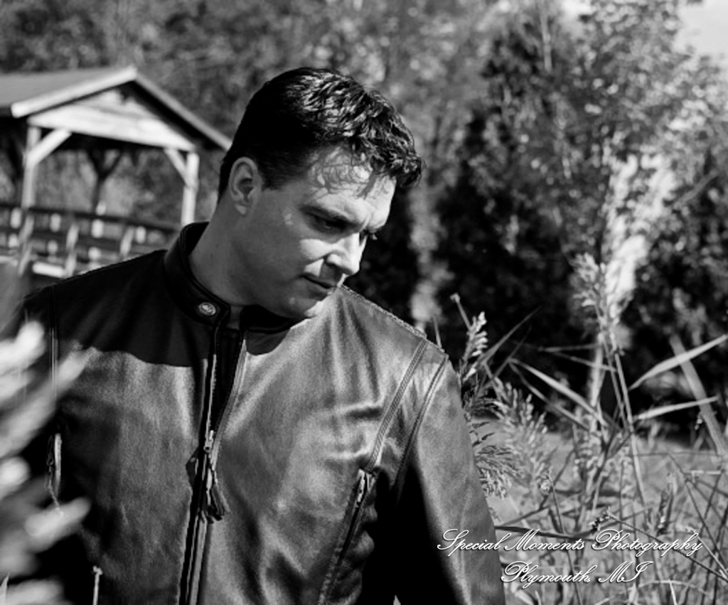 Kam & Jim at Robert H Long Park Commerce Twp MI engagement photograph