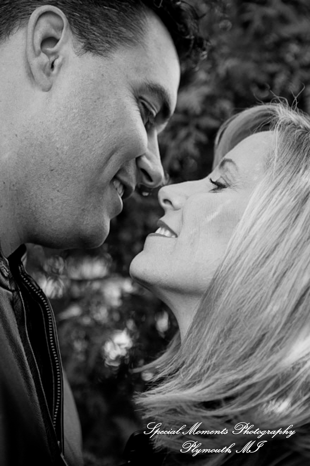 Kam & Jim at Robert H Long Park Commerce Twp MI engagement photograph