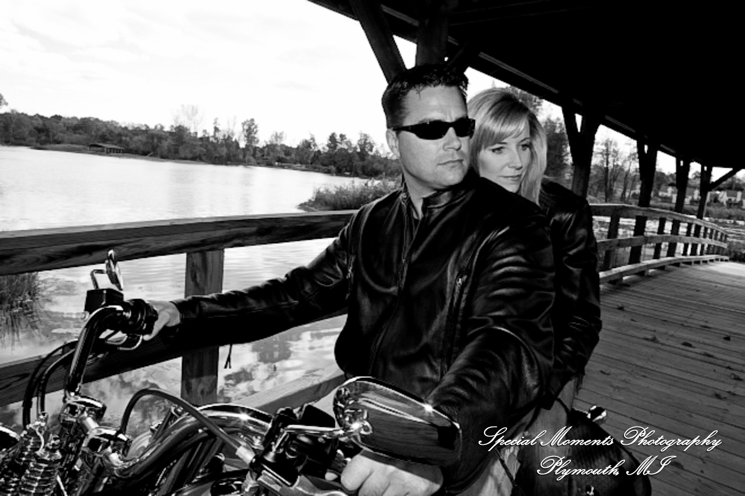 Kam & Jim at Robert H Long Park Commerce Twp MI engagement photograph