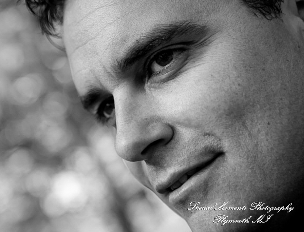 Kam & Jim at Robert H Long Park Commerce Twp MI engagement photograph