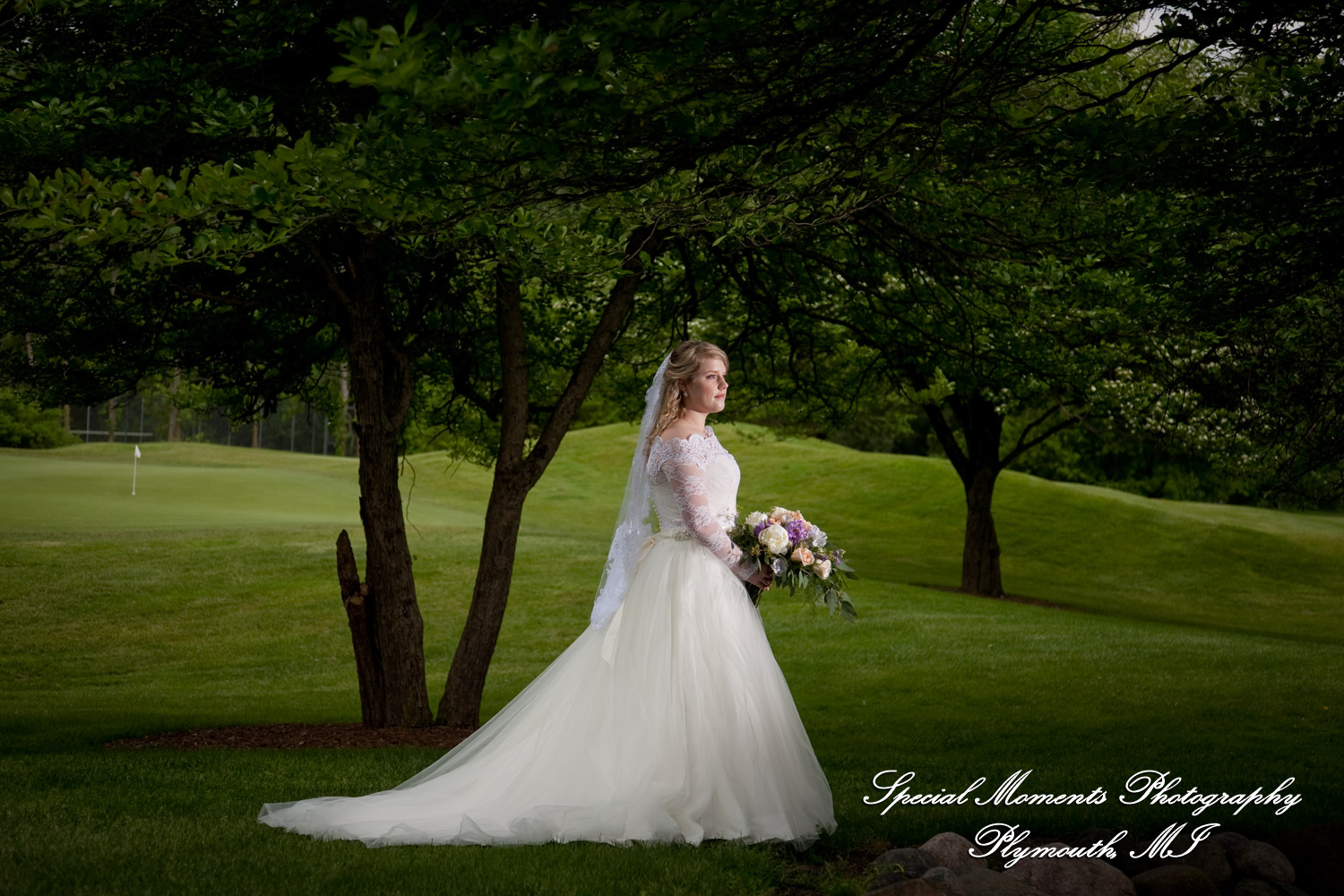 Kristen & Kyle at Stonebridge Golf Club Ann Arbor MI wedding photograph