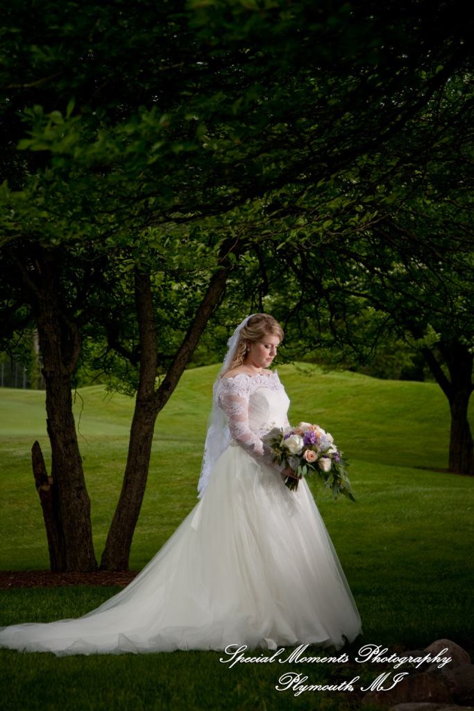 Kristen & Kyle at Stonebridge Golf Club Ann Arbor MI wedding photograph