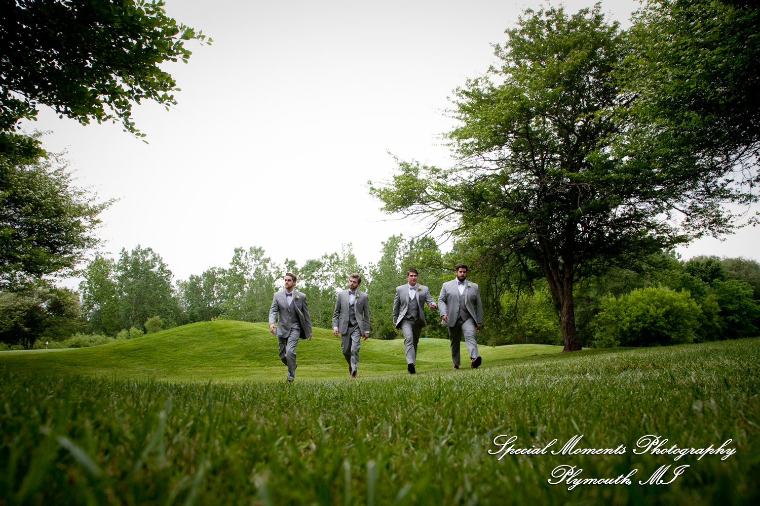 Kristen & Kyle at Stonebridge Golf Club Ann Arbor MI wedding photograph