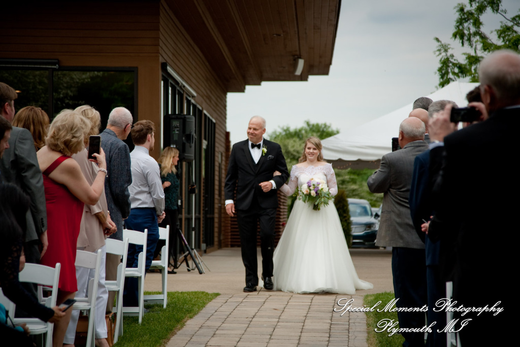 Kristen & Kyle at Stonebridge Golf Club Ann Arbor MI wedding photograph