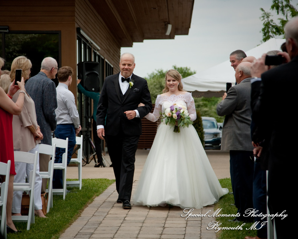 Kristen & Kyle at Stonebridge Golf Club Ann Arbor MI wedding photograph