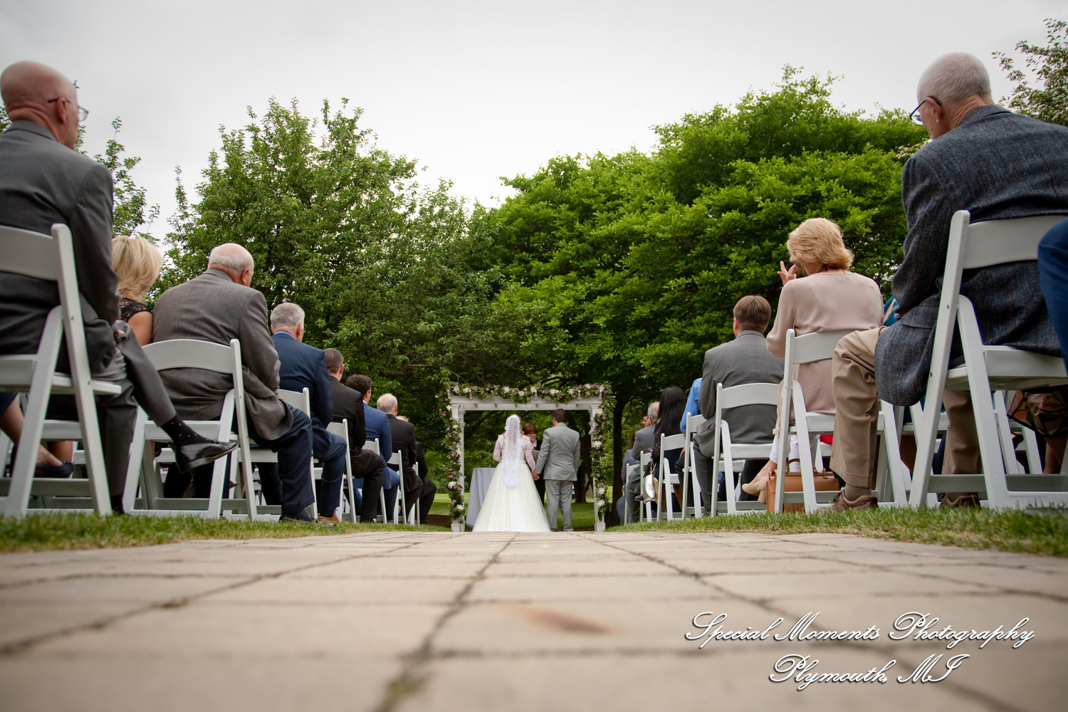 Kristen & Kyle at Stonebridge Golf Club Ann Arbor MI wedding photograph