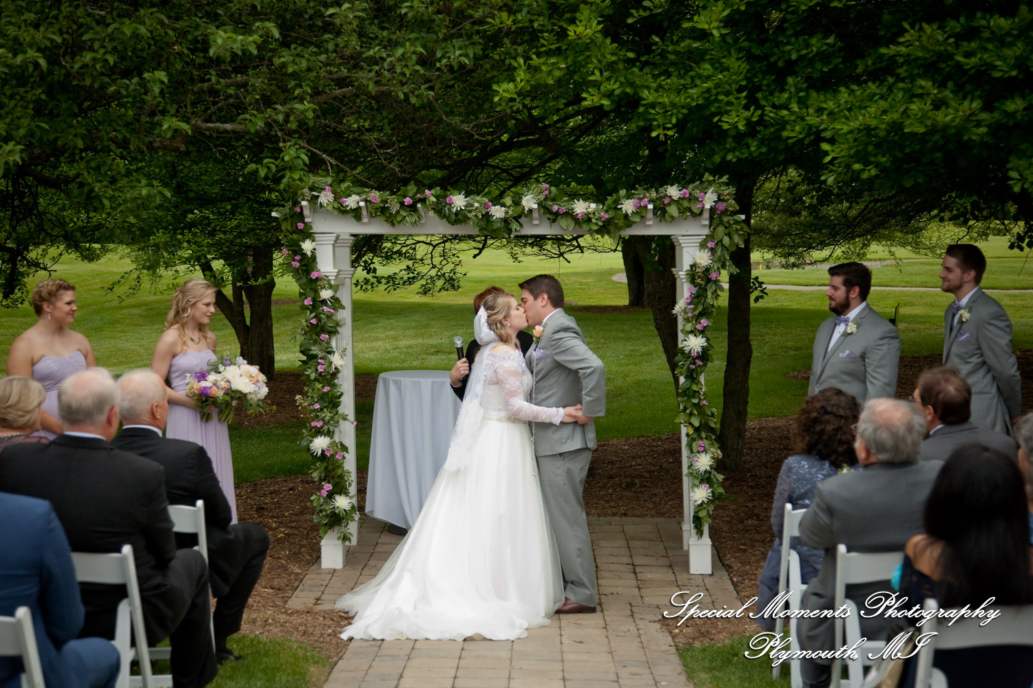 Kristen & Kyle at Stonebridge Golf Club Ann Arbor MI wedding photograph