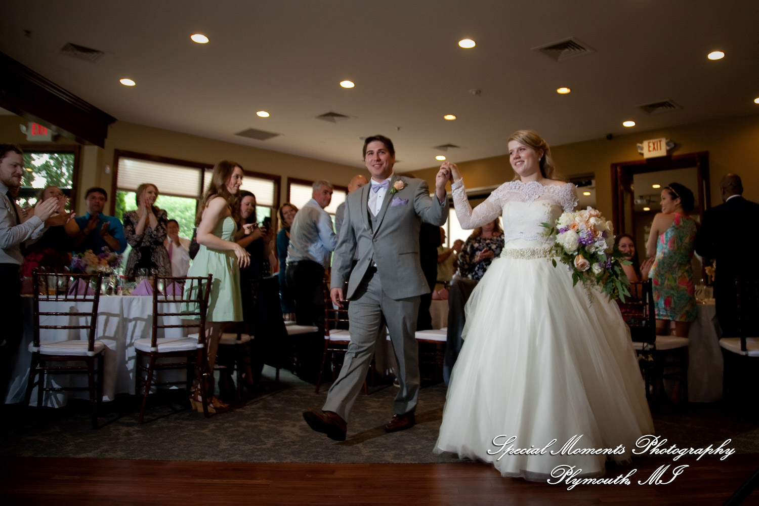 Kristen & Kyle at Stonebridge Golf Club Ann Arbor MI wedding photograph