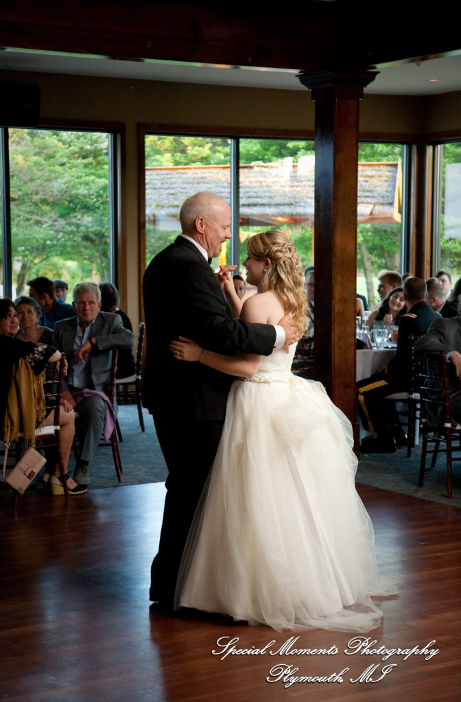 Kristen & Kyle at Stonebridge Golf Club Ann Arbor MI wedding photograph