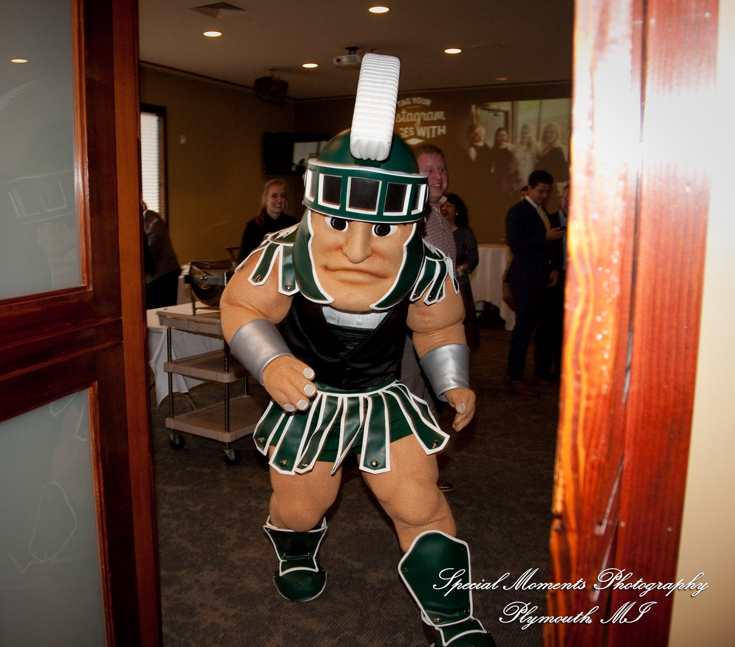 Kristen & Kyle at Stonebridge Golf Club Ann Arbor MI wedding photograph