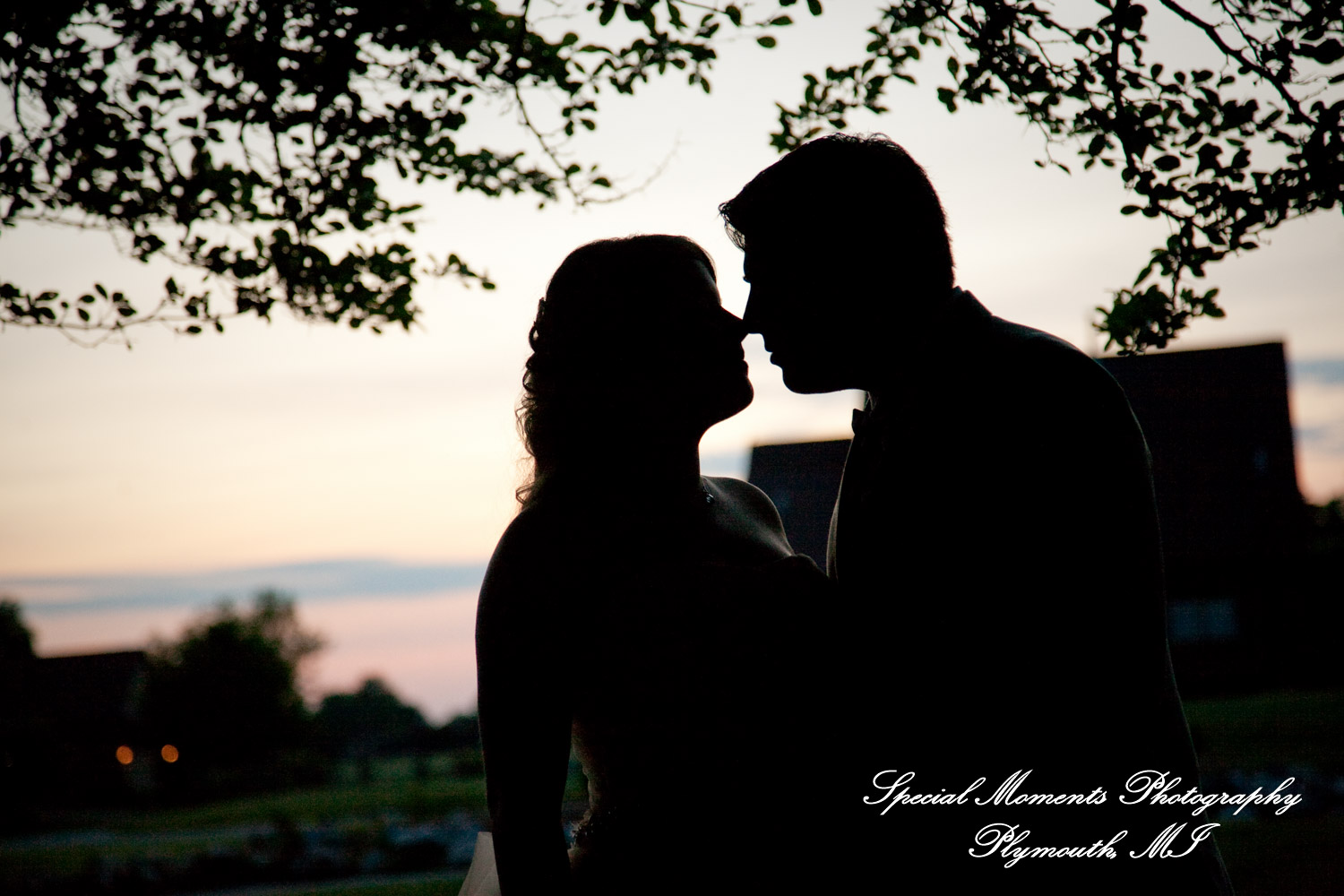 Kristen & Kyle at Stonebridge Golf Club Ann Arbor MI wedding photograph
