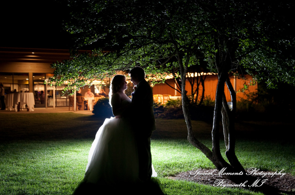 Kristen & Kyle at Stonebridge Golf Club Ann Arbor MI wedding photograph