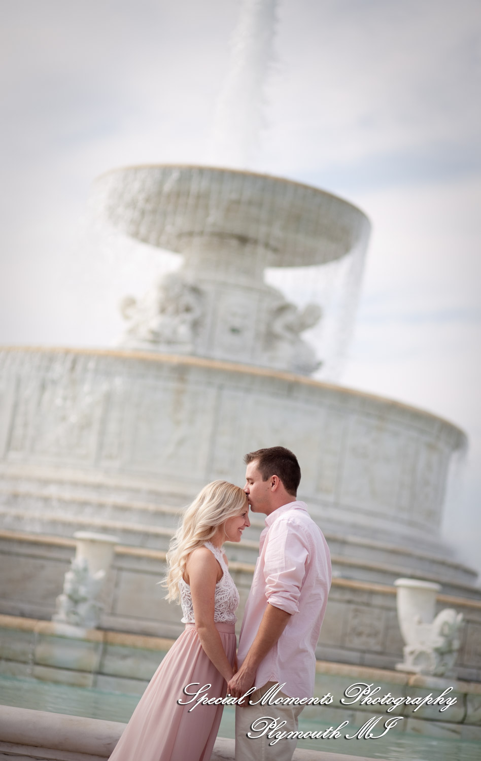 Emily & Sean at Belle Isle Fountain Detroit MI engagement photograph