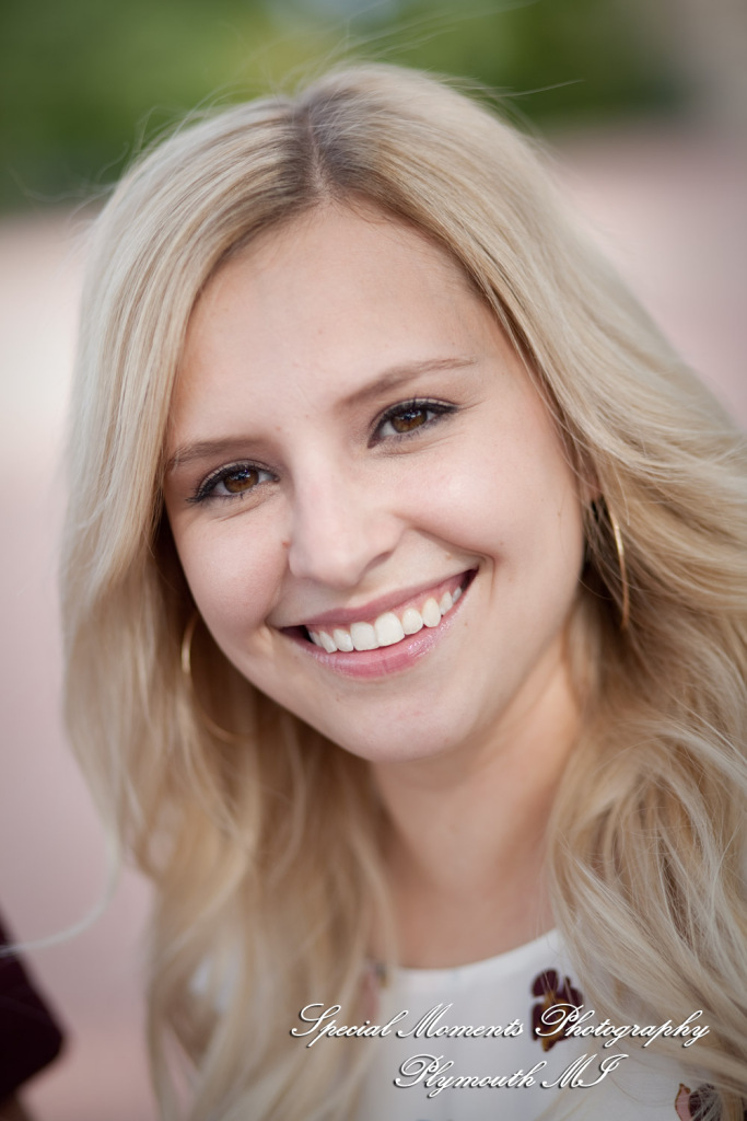 Emily & Sean at Belle Isle Fountain Detroit MI engagement photograph