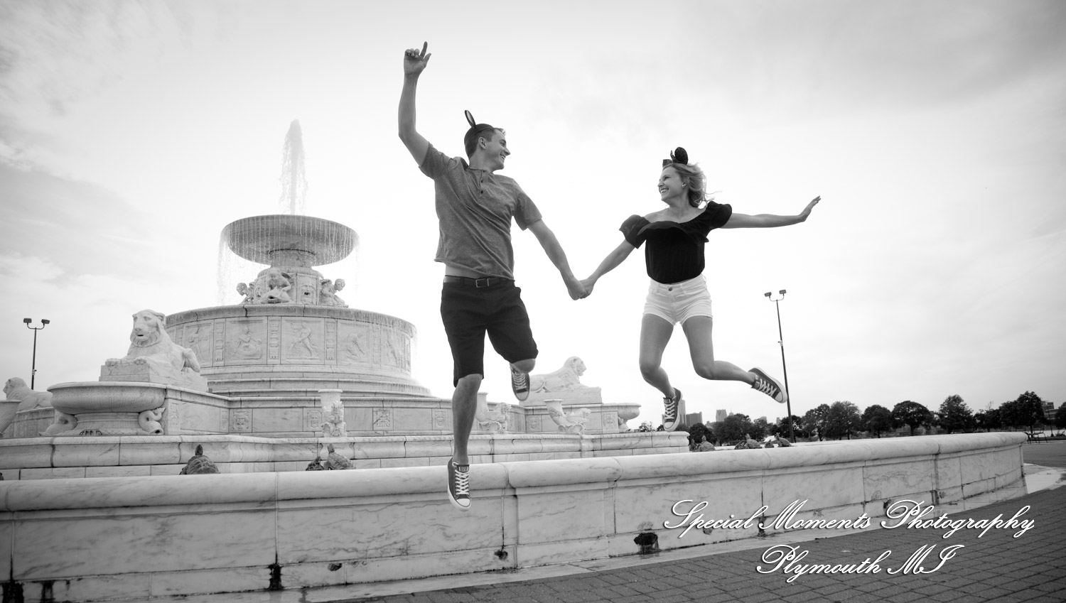 Emily & Sean at Belle Isle Fountain Detroit MI engagement photograph